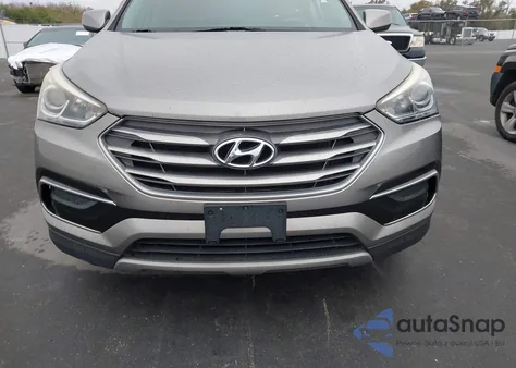 2017 Hyundai Santa Fe Sport 2.4L z USA, uszkodzony, nr VIN 5XYZT3LB0HG413460
